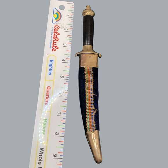 9" Dagger With Blade 5.5" Ingraved Design India with Blue Fabric Wraped Scabbard - Picture 1 of 5